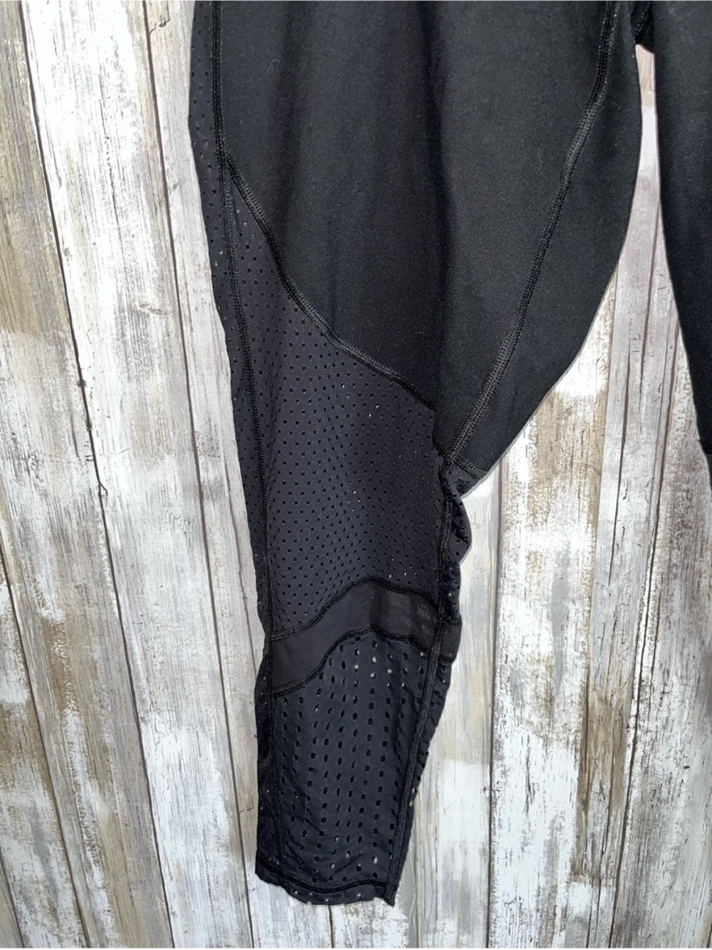 Victoria Sport High Rise Mesh Panel Leggings XL Black Cropped Workout - Picture 2 of 6